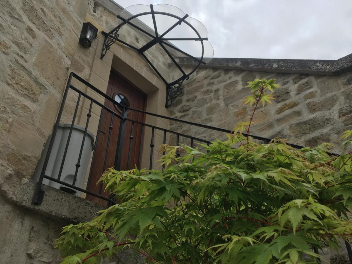 La Tour De Flandre Apartment Rousseloy Екстериор снимка