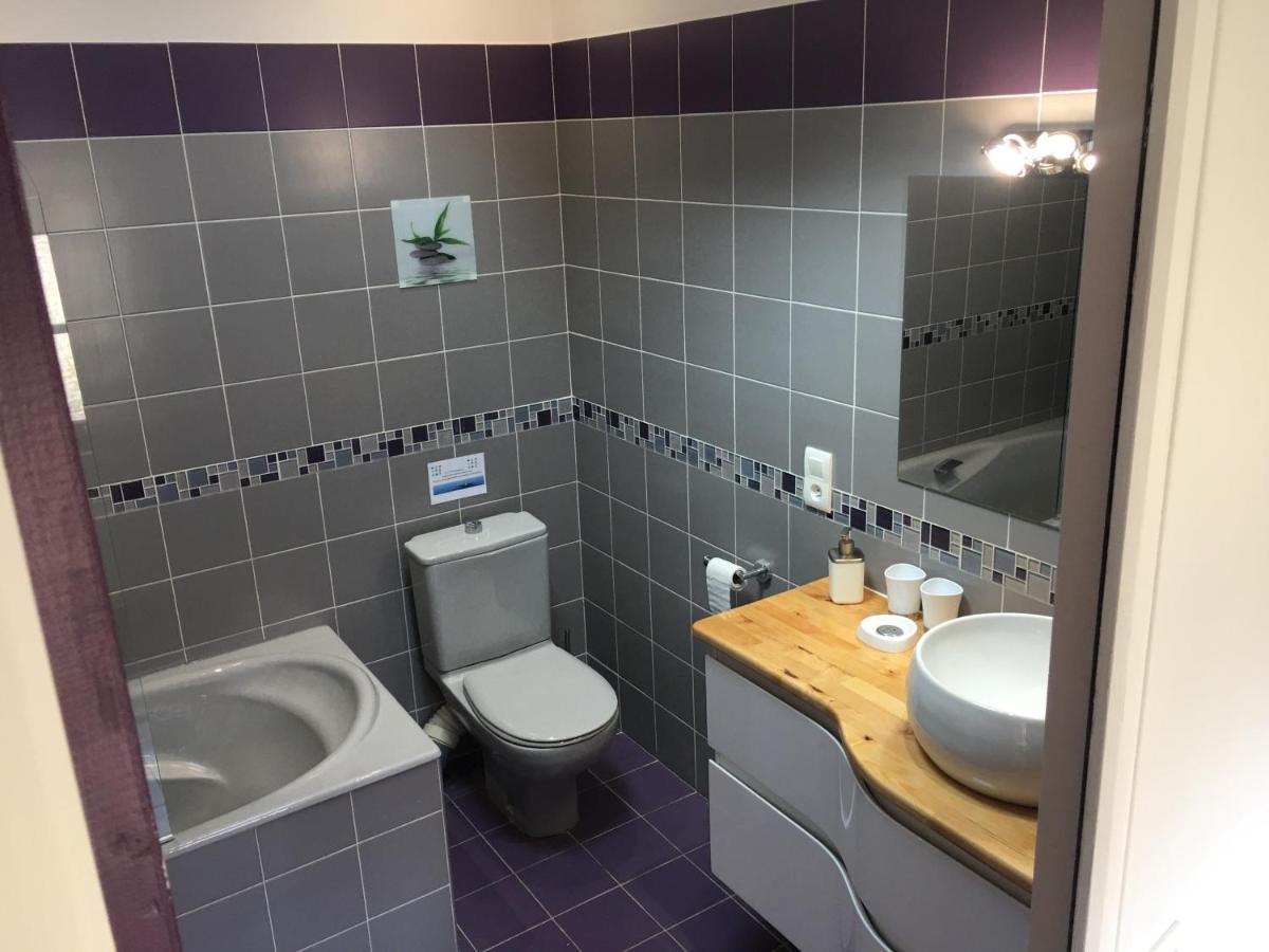 La Tour De Flandre Apartment Rousseloy Екстериор снимка