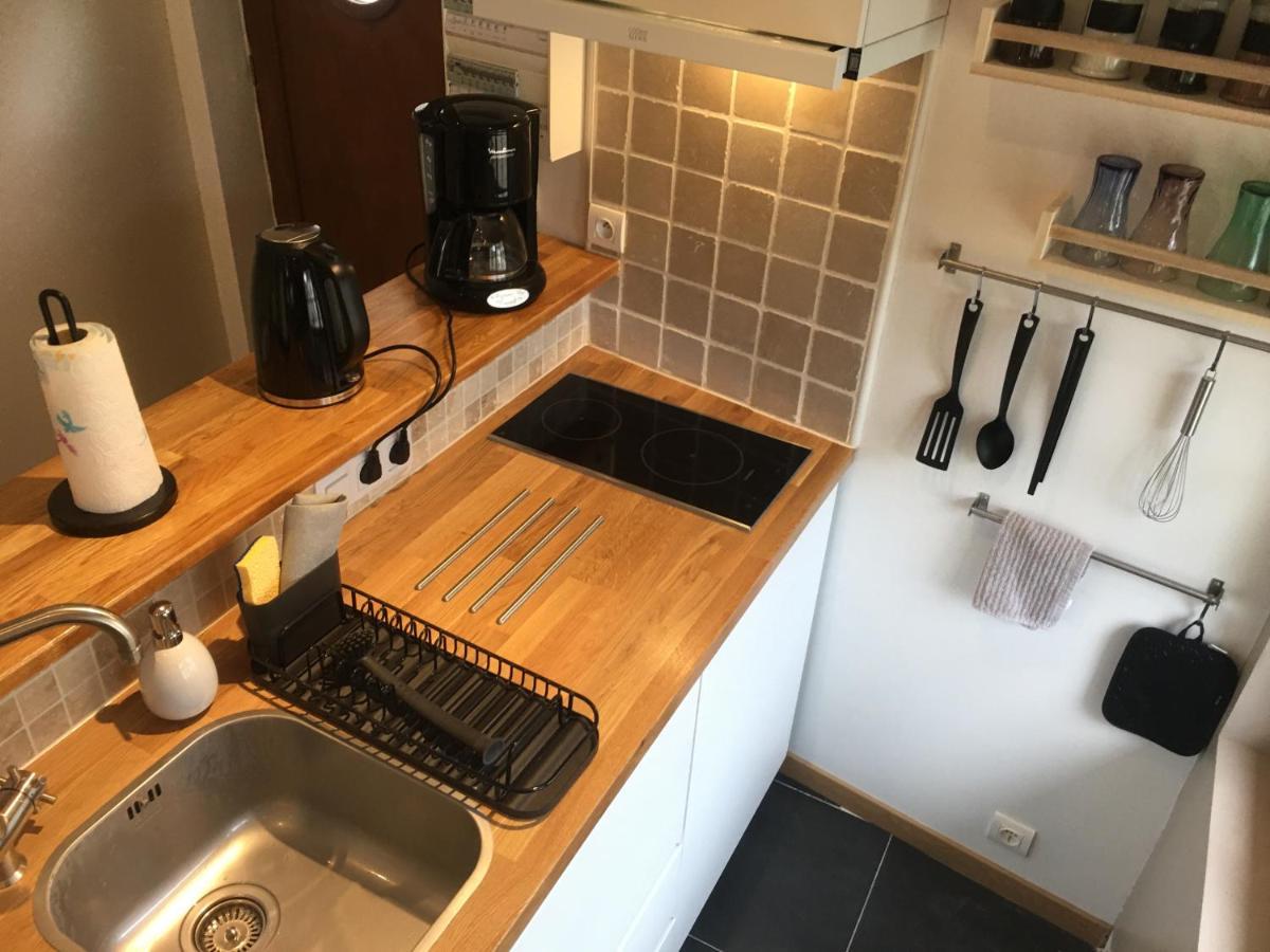 La Tour De Flandre Apartment Rousseloy Екстериор снимка