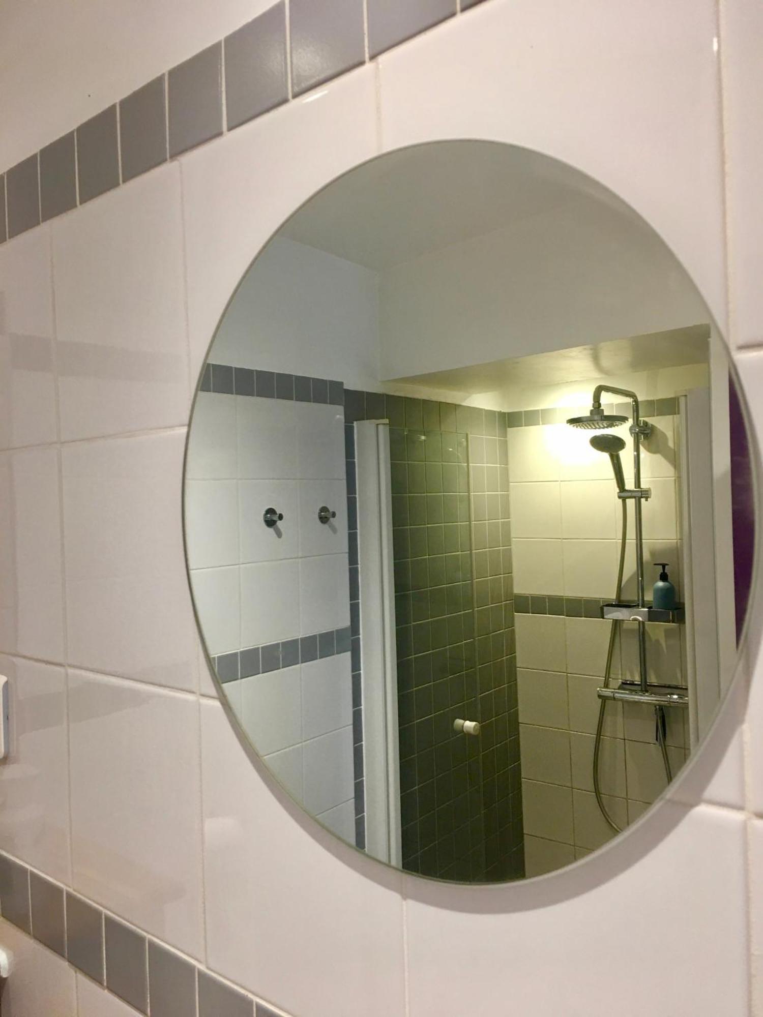 La Tour De Flandre Apartment Rousseloy Стая снимка