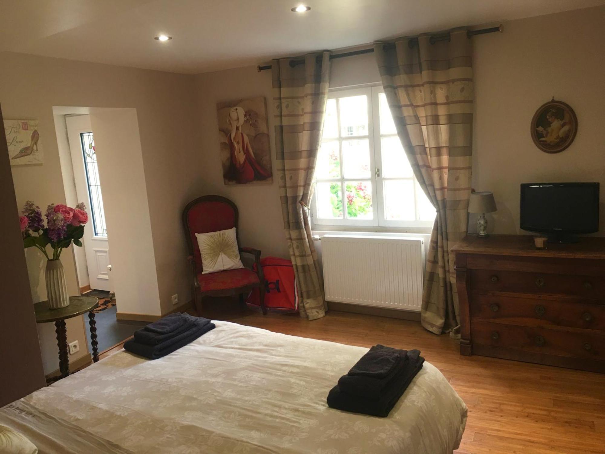 La Tour De Flandre Apartment Rousseloy Стая снимка