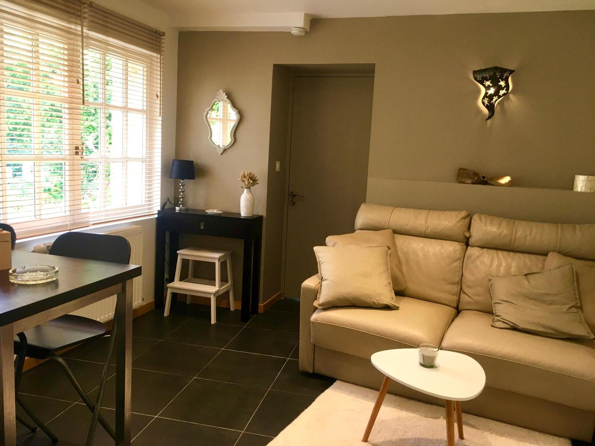 La Tour De Flandre Apartment Rousseloy Стая снимка